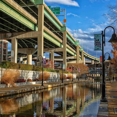 Stylish Haven 11 Minutes From The Richmond Airportヴィラ エクステリア 写真